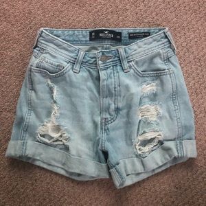 Hollister high rise boyfriend shorts